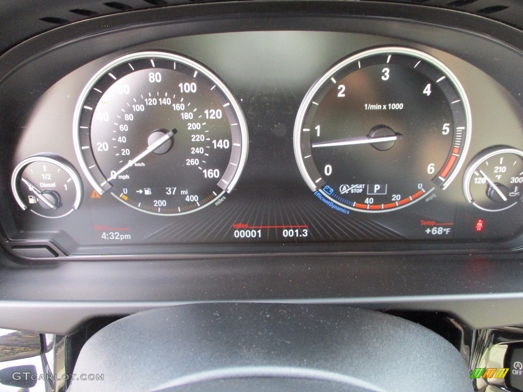 2017 BMW X5 xDrive35d Gauges Photos