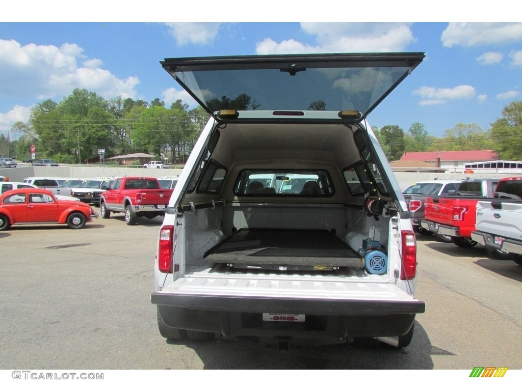 2008 F450 Super Duty XL Crew Cab 4x4 Dually - Oxford White / Medium Stone Grey photo #7