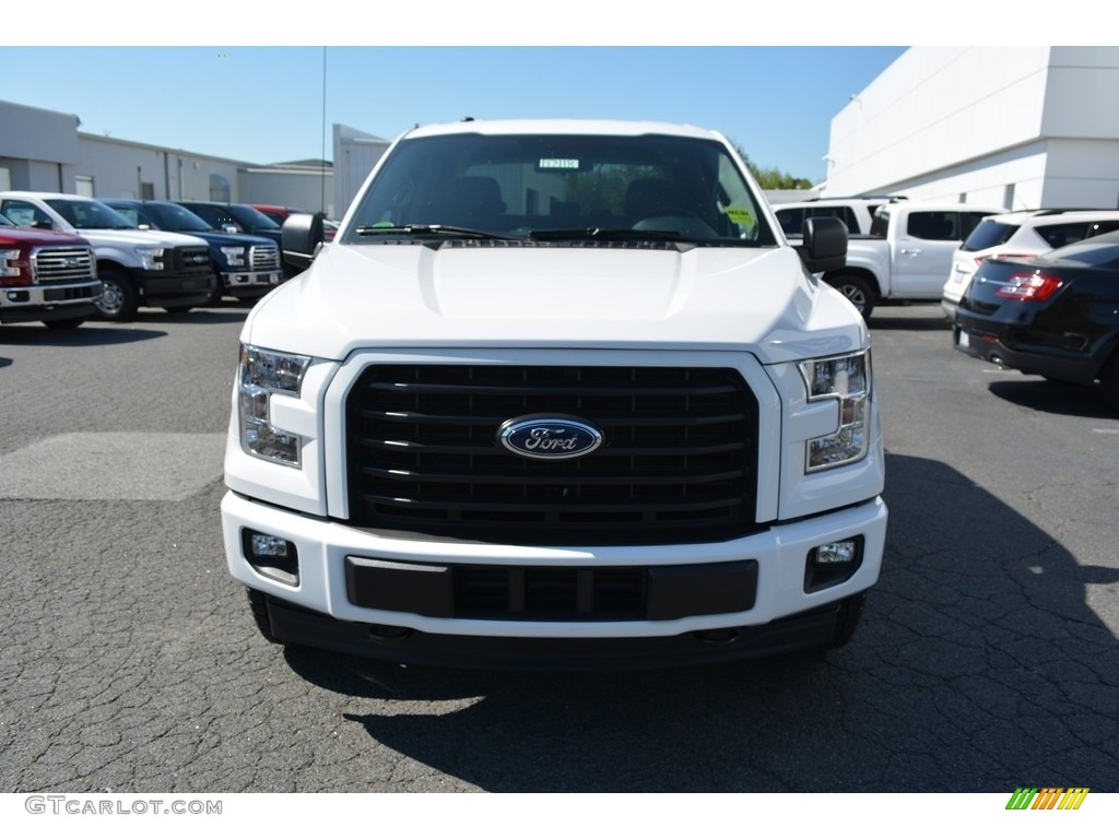 2017 F150 XL SuperCrew 4x4 - Oxford White / Black photo #4