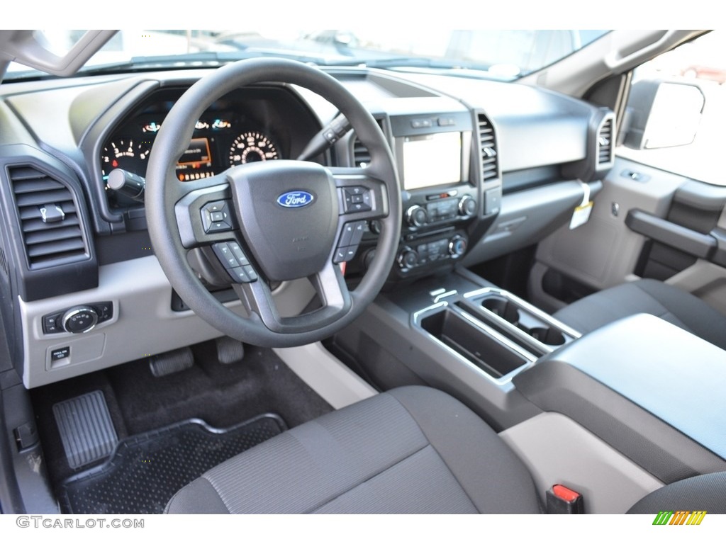 2017 F150 XL SuperCrew 4x4 - Oxford White / Black photo #9