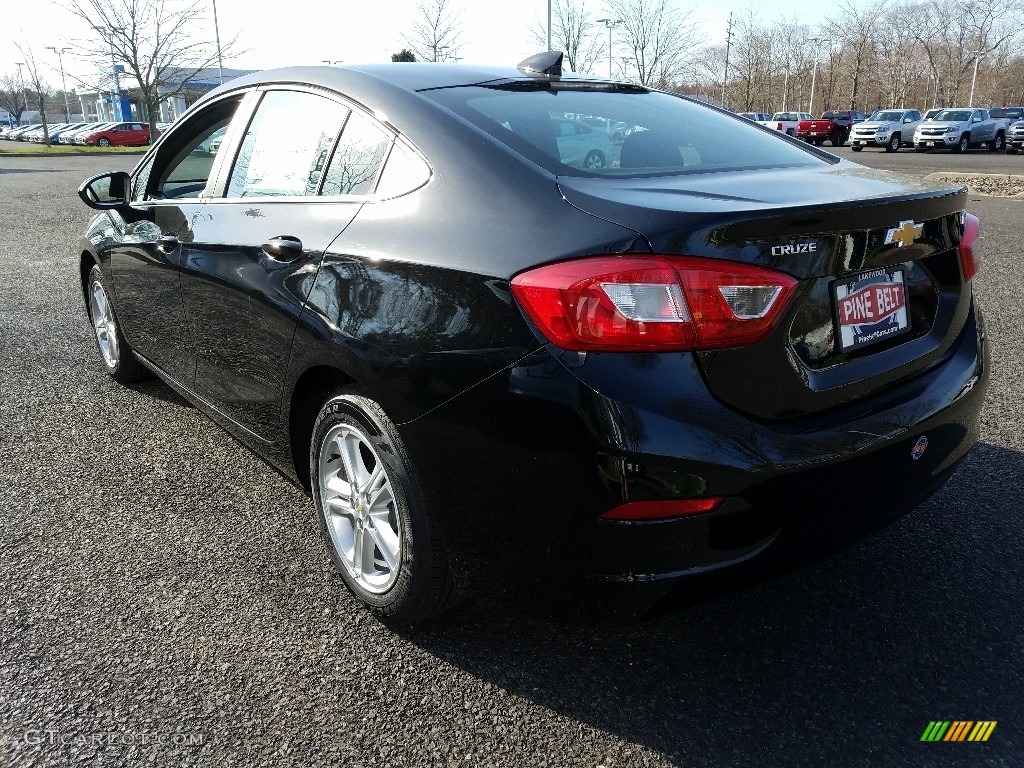 2017 Cruze LT - Mosaic Black Metallic / Jet Black photo #4