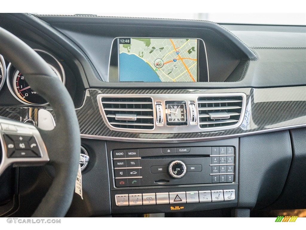 2016 Mercedes-Benz E 63 AMG 4Matic S Sedan Controls Photos