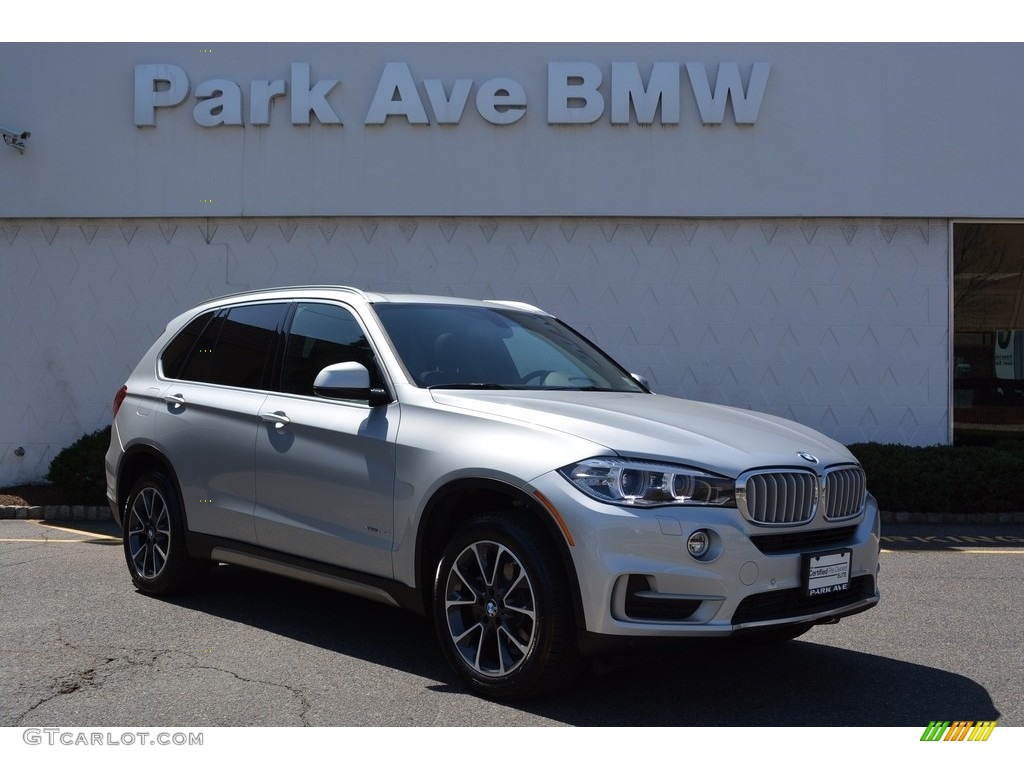 Glacier Silver Metallic BMW X5