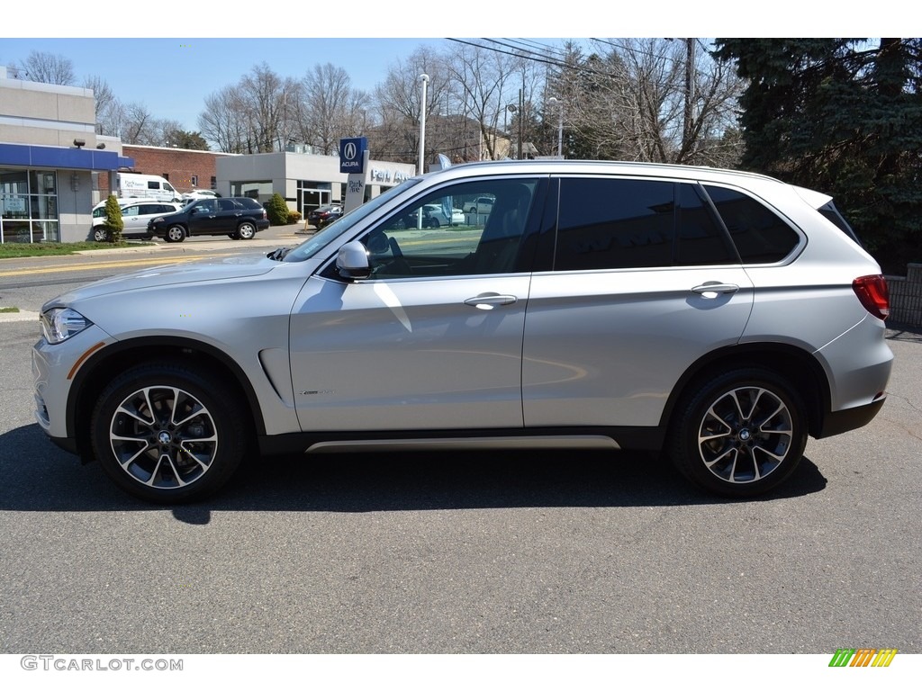 2017 X5 xDrive35i - Glacier Silver Metallic / Black photo #5