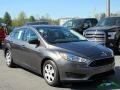 Magnetic - Focus S Sedan Photo No. 7
