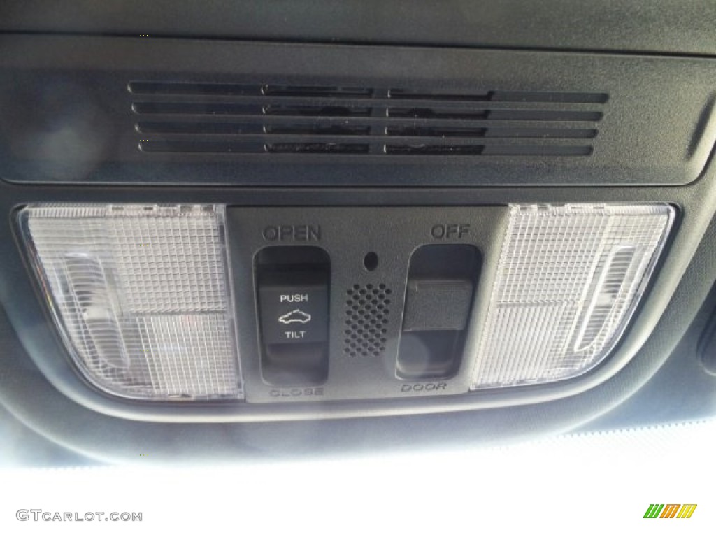 2017 Civic EX Hatchback - White Orchid Pearl / Black/Ivory photo #17