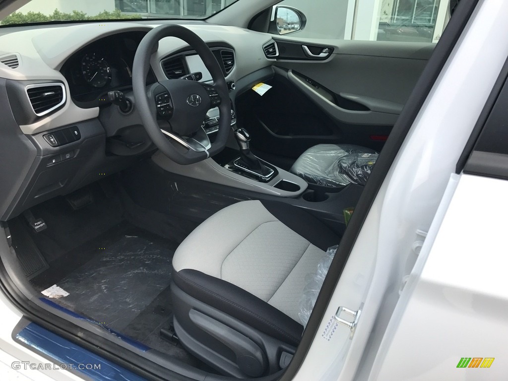 Beige Interior 2017 Hyundai Ioniq Hybrid Blue Photo #119824343