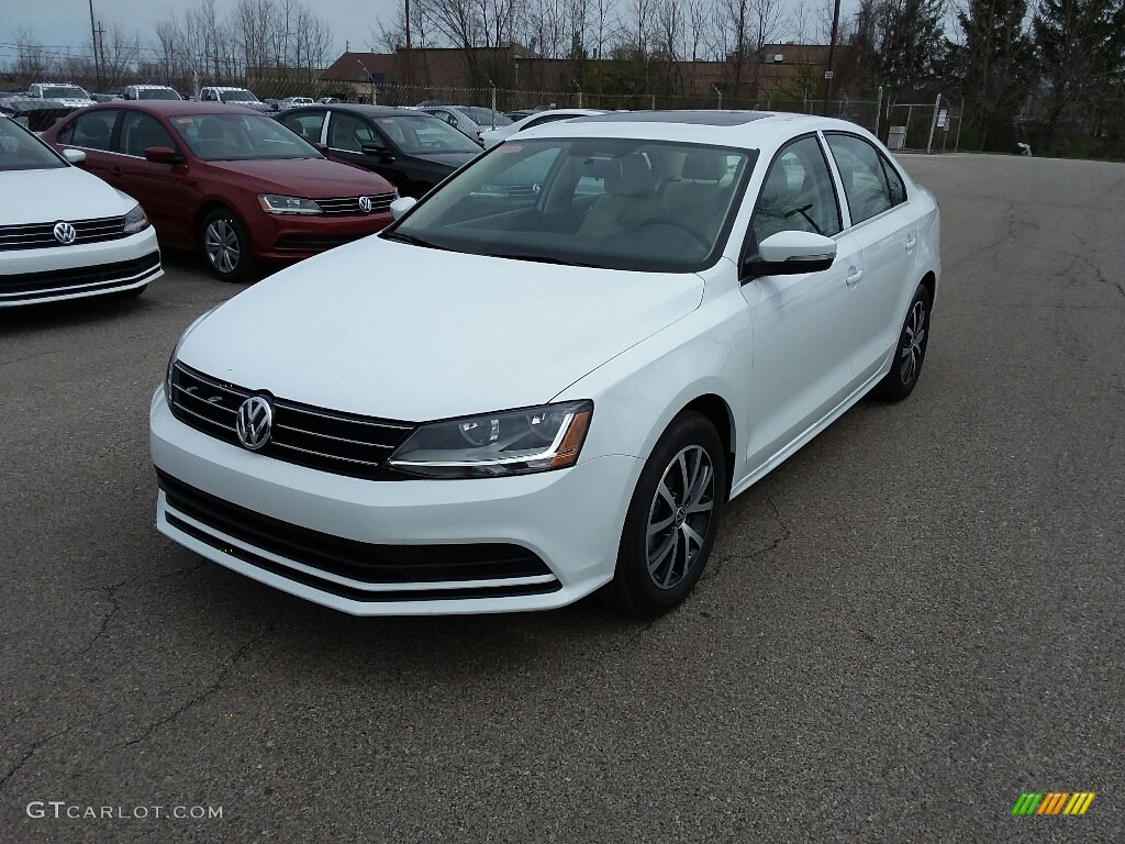 2017 Jetta SE - Pure White / Cornsilk Beige photo #1