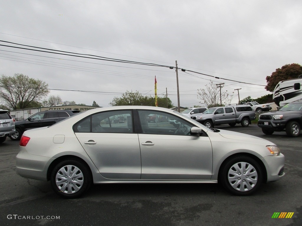 2011 Jetta SE Sedan - Reflex Silver Metallic / Titan Black photo #8