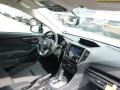 Crystal White Pearl - Impreza 2.0i 5-Door Photo No. 4