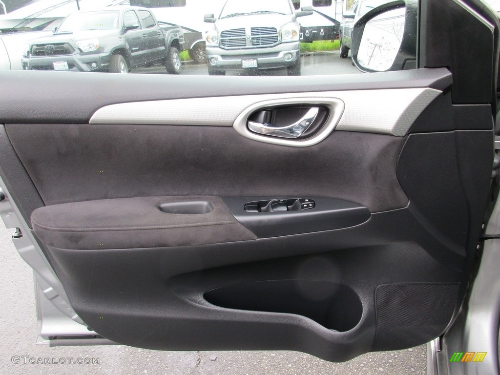 2013 Sentra SR - Magnetic Gray Metallic / Charcoal photo #9