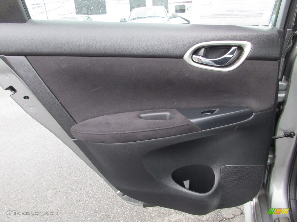 2013 Sentra SR - Magnetic Gray Metallic / Charcoal photo #23