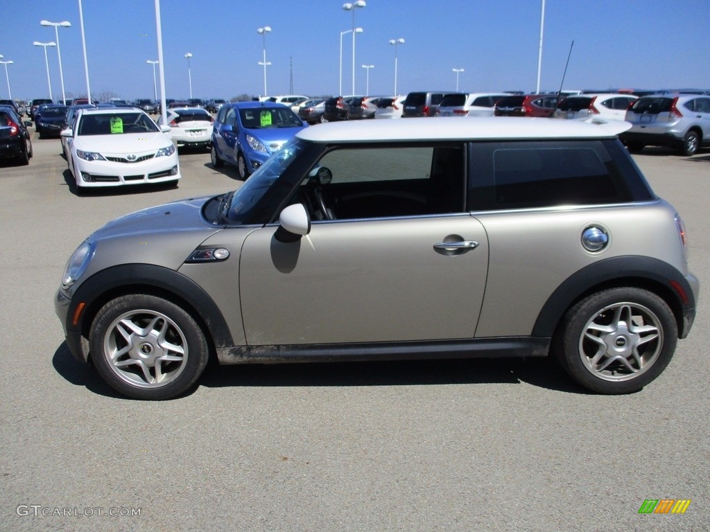 2009 Cooper S Hardtop - Sparkling Silver Metallic / Checkered Carbon Black/Black photo #4