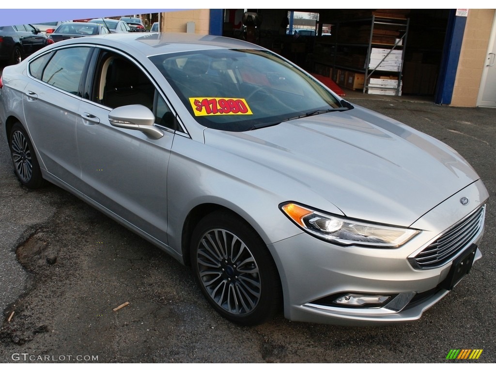 Ingot Silver 2017 Ford Fusion SE Exterior Photo #119848219