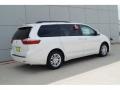 Blizzard White Pearl - Sienna XLE Photo No. 3