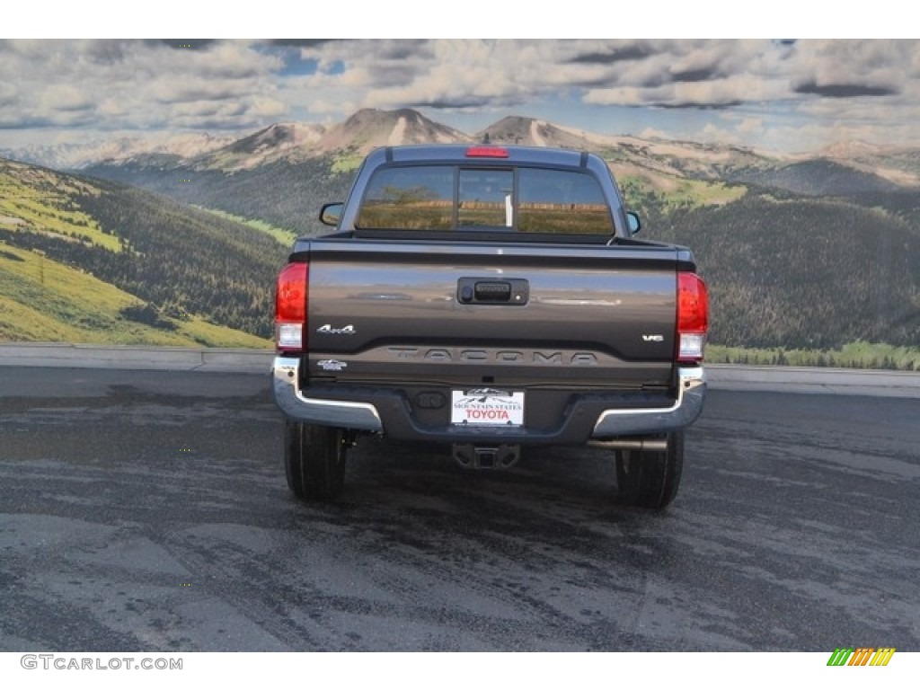 2017 Tacoma SR5 Access Cab 4x4 - Magnetic Gray Metallic / Cement Gray photo #4