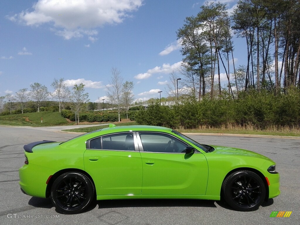 2017 Charger SXT - Green Go / Black photo #5