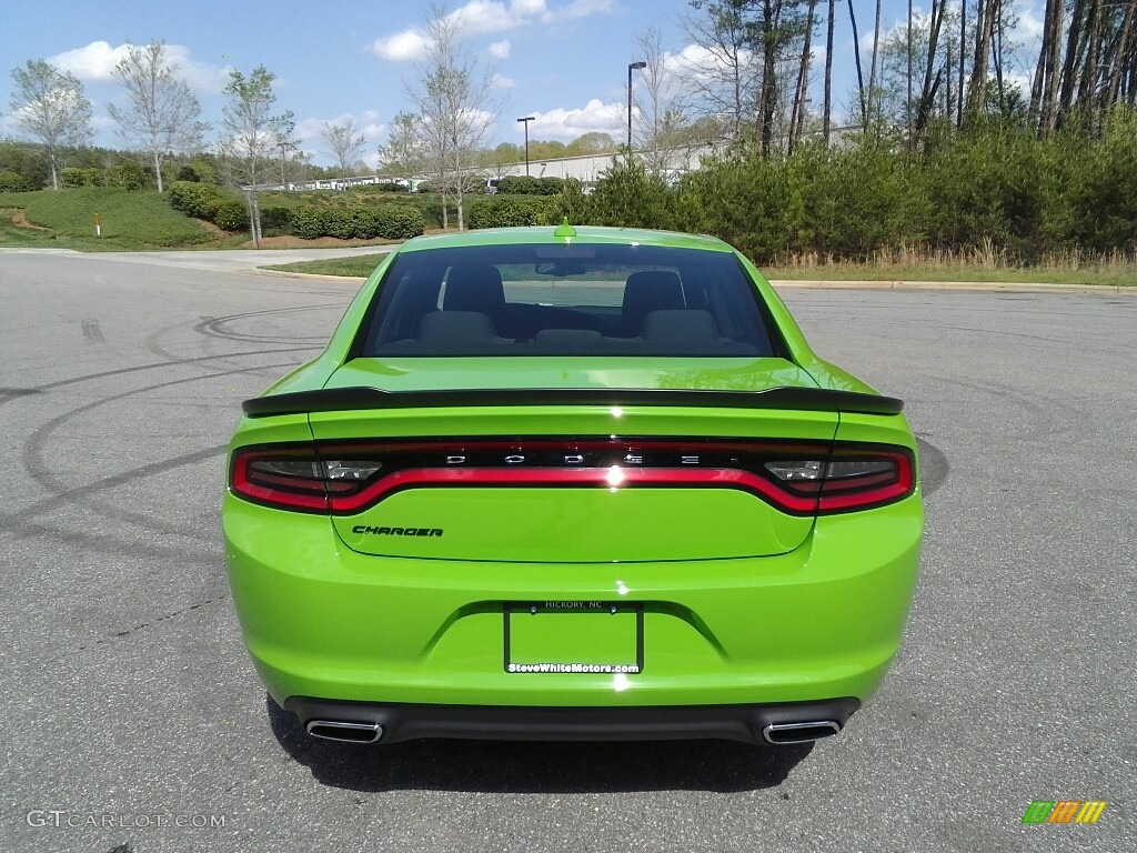 2017 Charger SXT - Green Go / Black photo #7