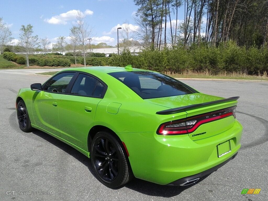 2017 Charger SXT - Green Go / Black photo #9