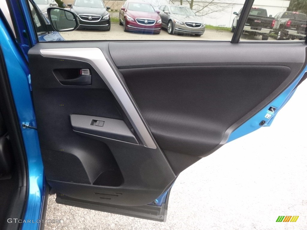 2016 RAV4 LE AWD - Electric Storm Blue / Black photo #8
