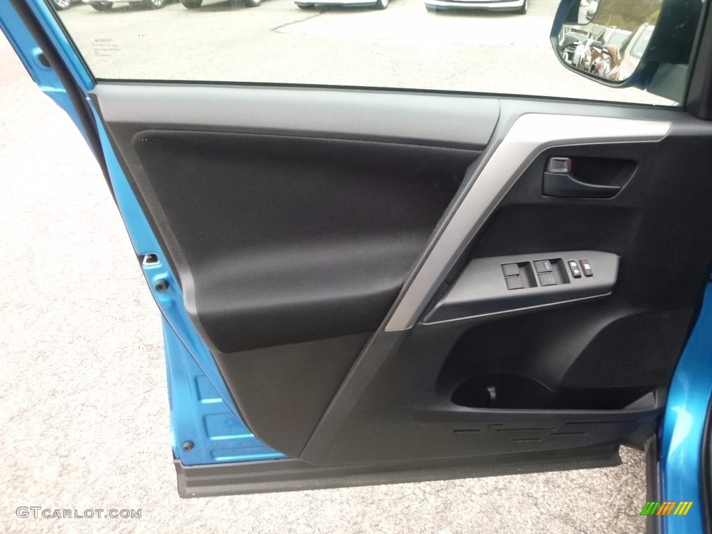 2016 RAV4 LE AWD - Electric Storm Blue / Black photo #19