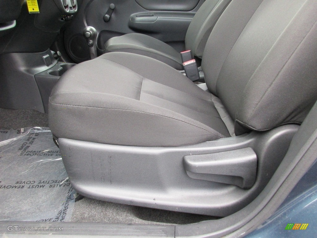2017 Versa S - Graphite Blue / Charcoal photo #19