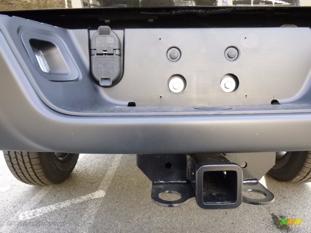 2017 1500 Tradesman Regular Cab 4x4 - Brilliant Black Crystal Pearl / Black/Diesel Gray photo #3