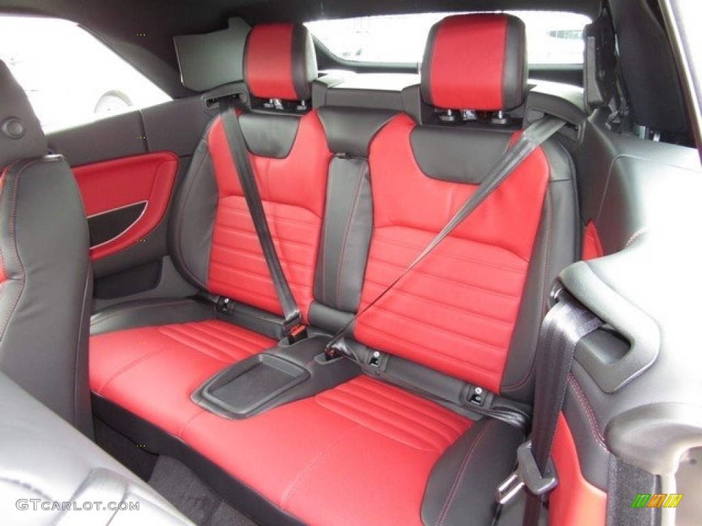 2017 Land Rover Range Rover Evoque HSE Dynamic Rear Seat Photo #119872826