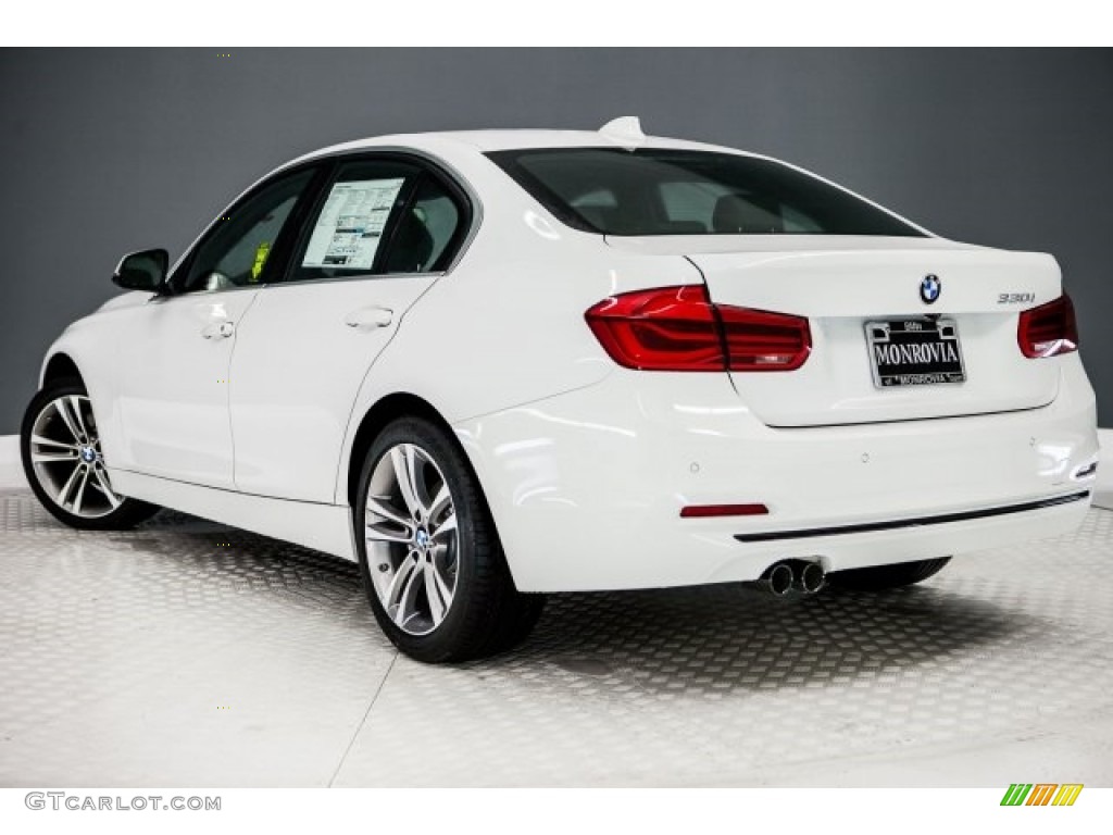 2017 3 Series 330i Sedan - Alpine White / Black photo #3