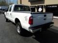 Oxford White - F250 Super Duty XL Crew Cab 4x4 Photo No. 3