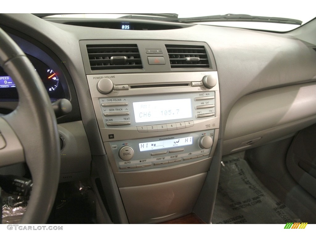 2009 Toyota Camry XLE V6 Controls Photo #119880185