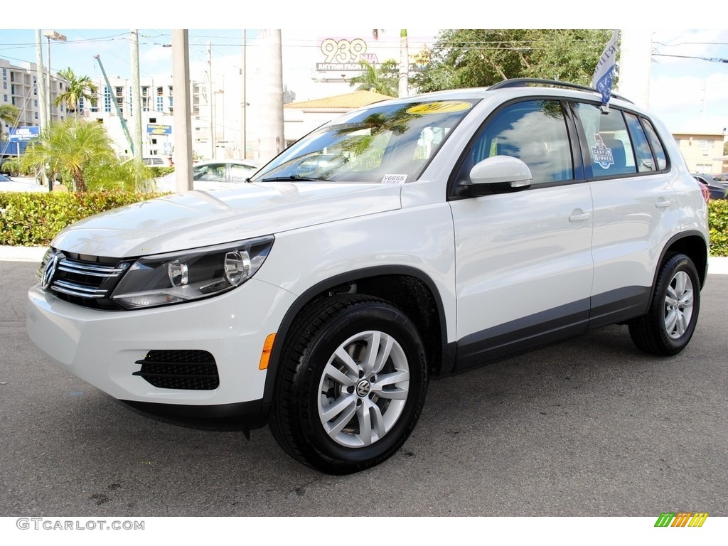 2017 Tiguan S - Pure White / Beige/Black photo #5