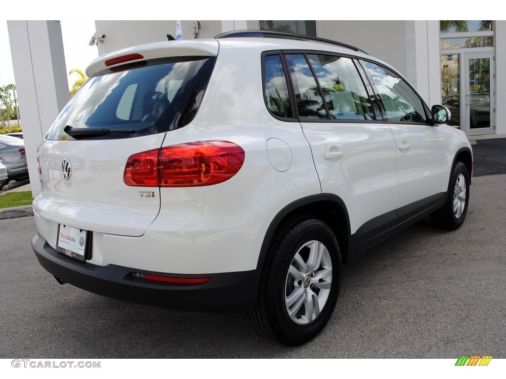 2017 Tiguan S - Pure White / Beige/Black photo #10