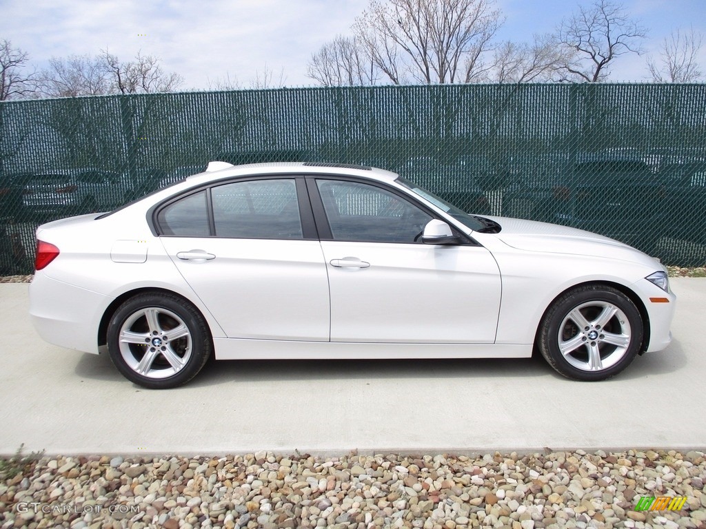 2014 3 Series 320i xDrive Sedan - Mineral White Metallic / Black photo #2