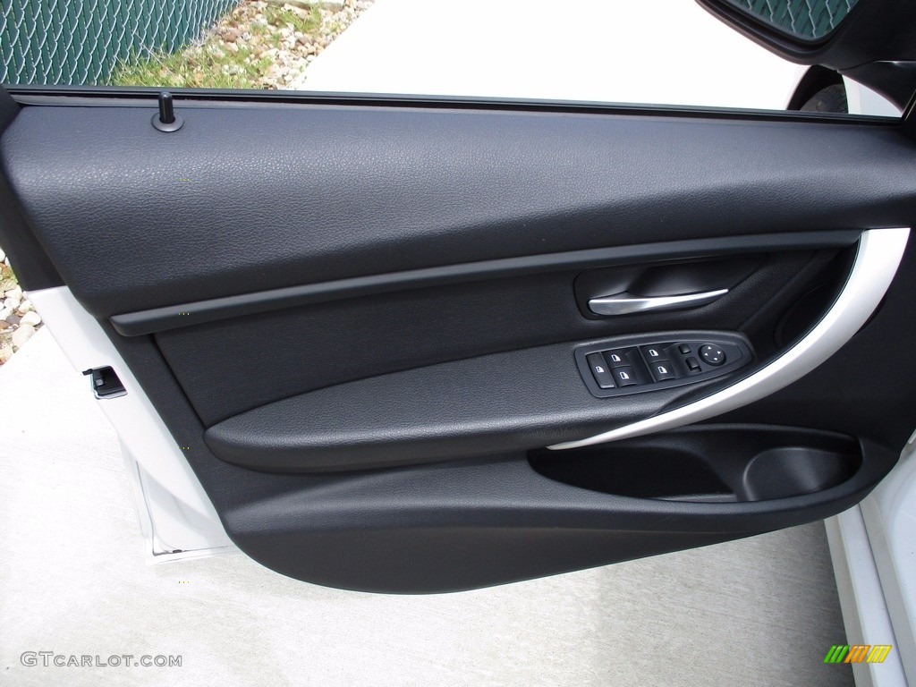 2014 3 Series 320i xDrive Sedan - Mineral White Metallic / Black photo #10