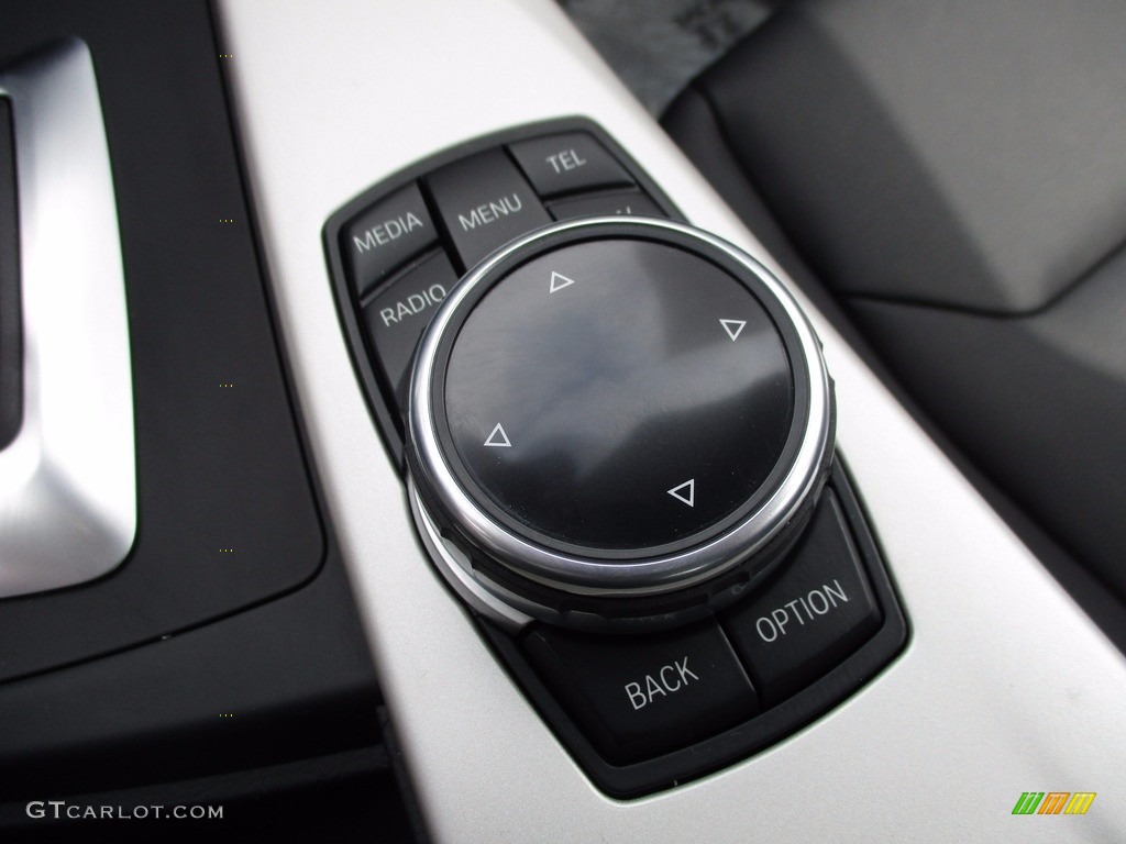 2014 3 Series 320i xDrive Sedan - Mineral White Metallic / Black photo #18