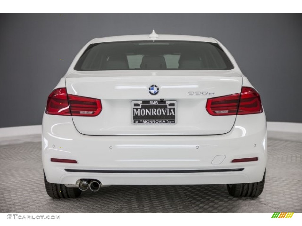 2017 3 Series 330e iPerfomance Sedan - Alpine White / Black photo #4