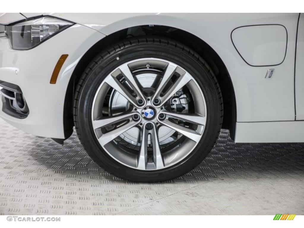 2017 3 Series 330e iPerfomance Sedan - Alpine White / Black photo #9