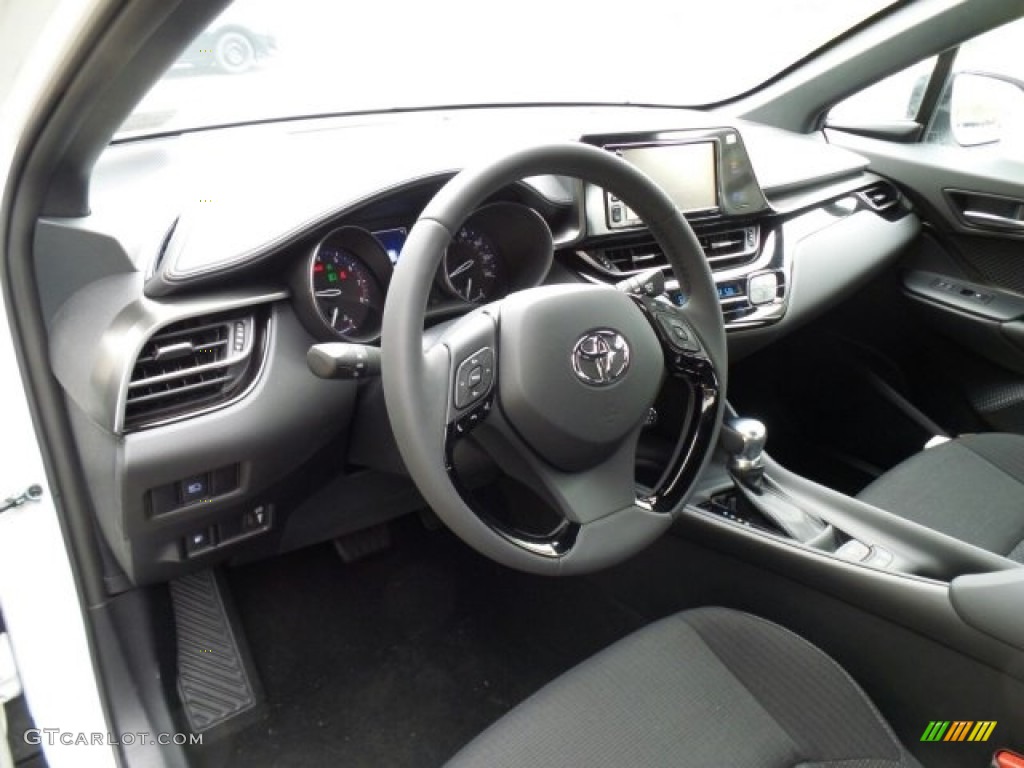 Black Interior 2018 Toyota C-HR XLE Photo #119888117