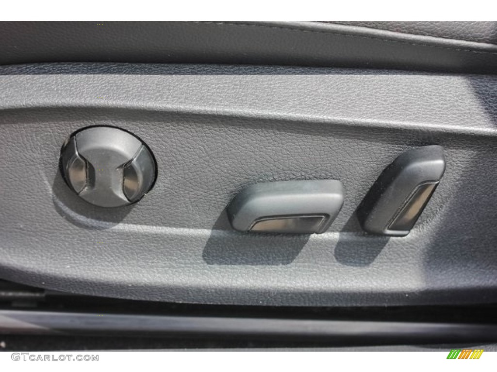 2015 Passat Wolfsburg Edition Sedan - Reflex Silver Metallic / Titan Black photo #16