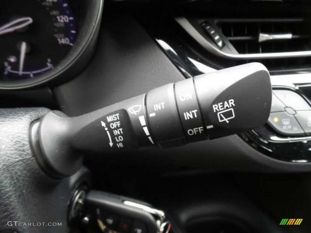 2018 Toyota C-HR XLE Controls Photo #119888458