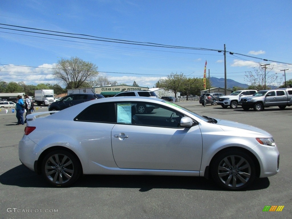 2012 Forte Koup SX - Bright Silver / Black photo #8