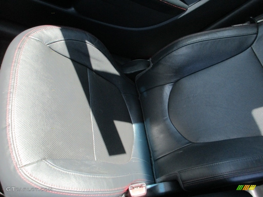 2012 Forte Koup SX - Bright Silver / Black photo #17