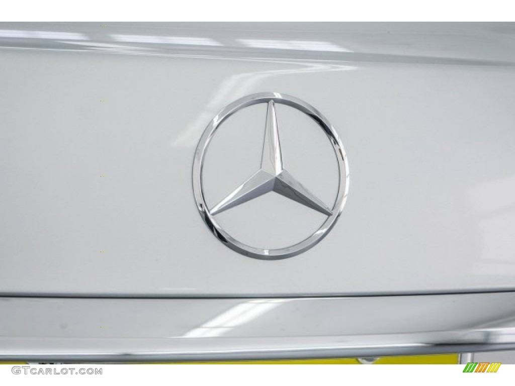 2017 Mercedes-Benz S Mercedes-Maybach S550 4Matic Sedan Marks and Logos Photos