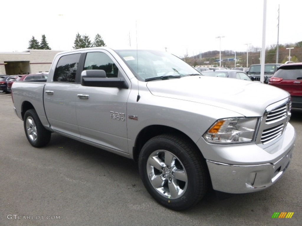 2017 1500 Big Horn Crew Cab 4x4 - Bright Silver Metallic / Black/Diesel Gray photo #12