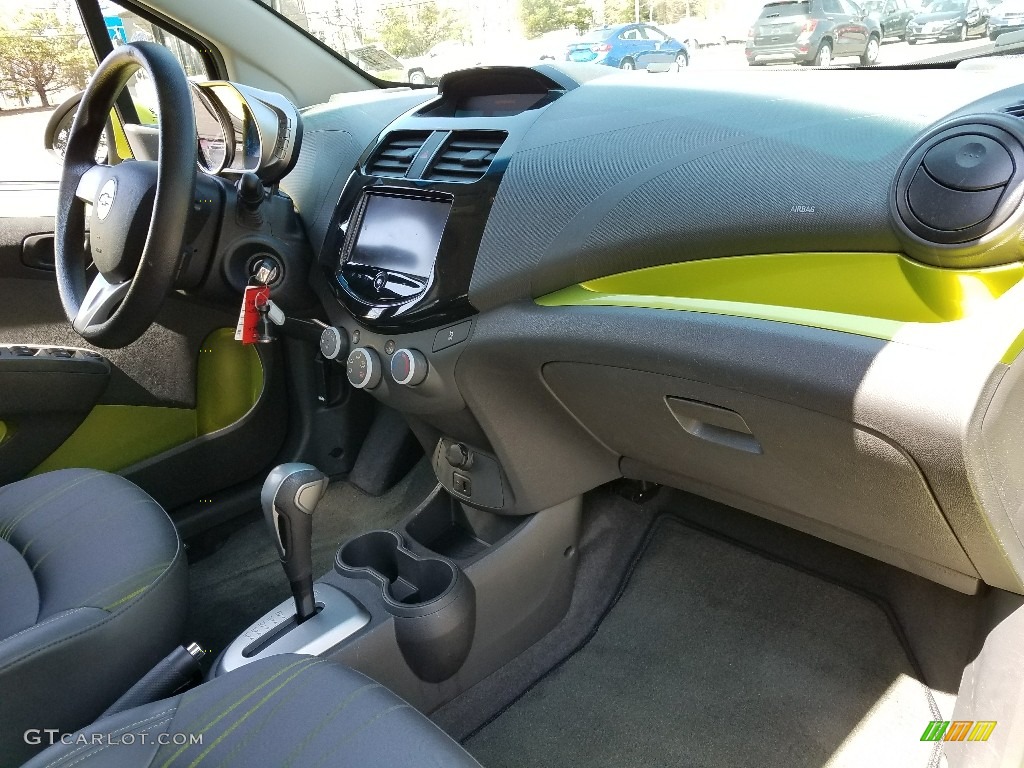 2013 Spark LT - Jalapeno (Green) / Dark Pewter/Silver photo #6