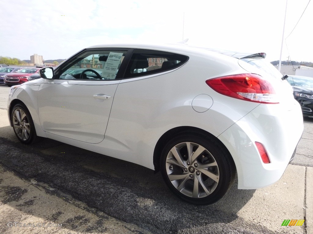 2017 Veloster  - Century White / Black photo #6