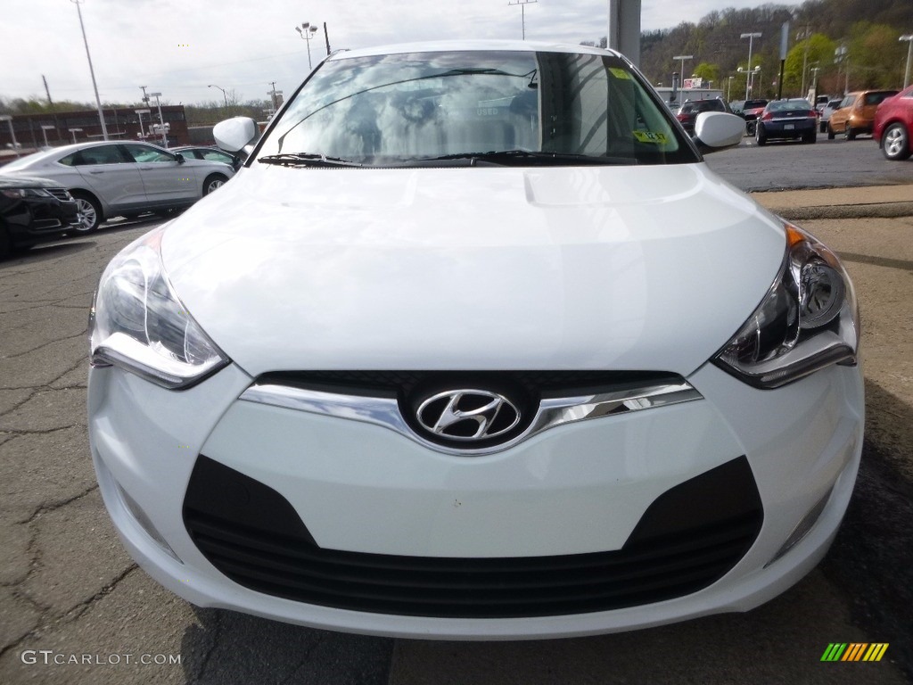2017 Veloster  - Century White / Black photo #9