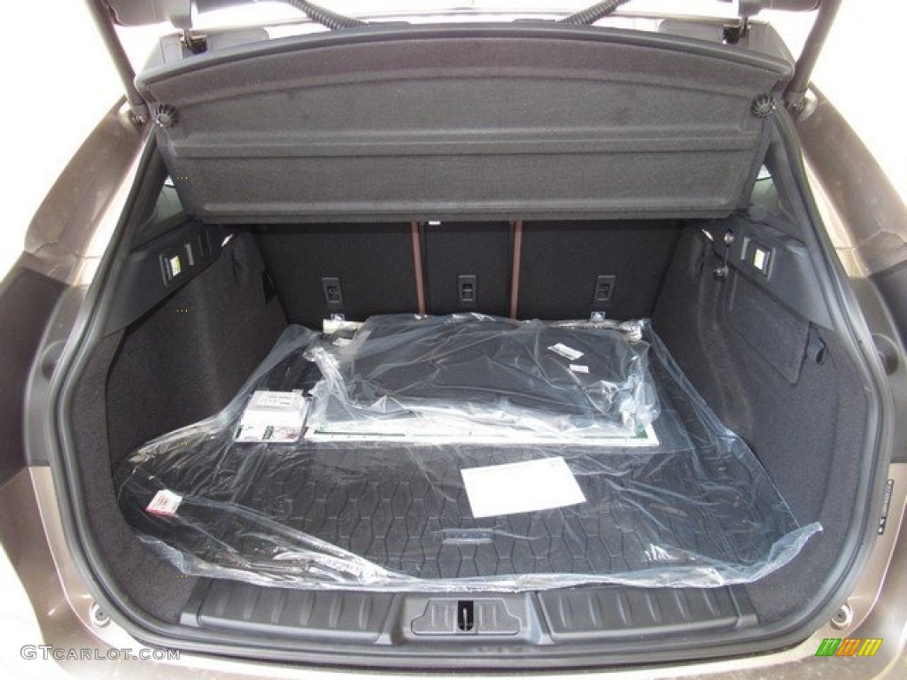 2017 Jaguar F-PACE 35t AWD S Trunk Photo #119912212