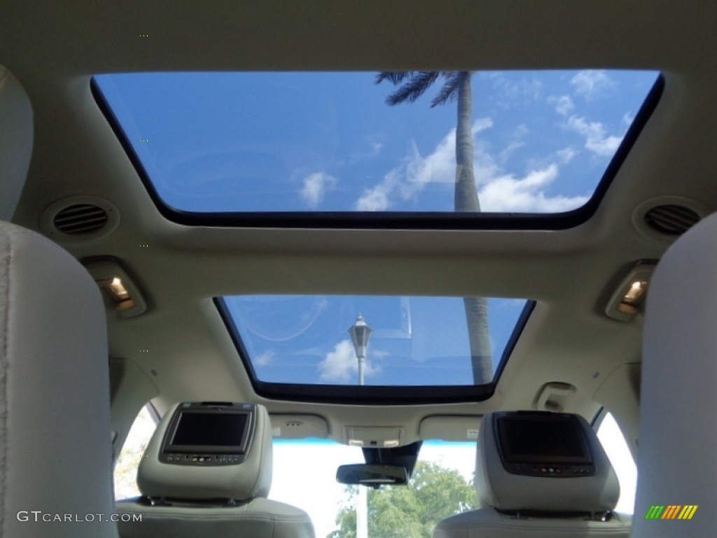 2010 Lincoln MKT FWD Sunroof Photo #119912593